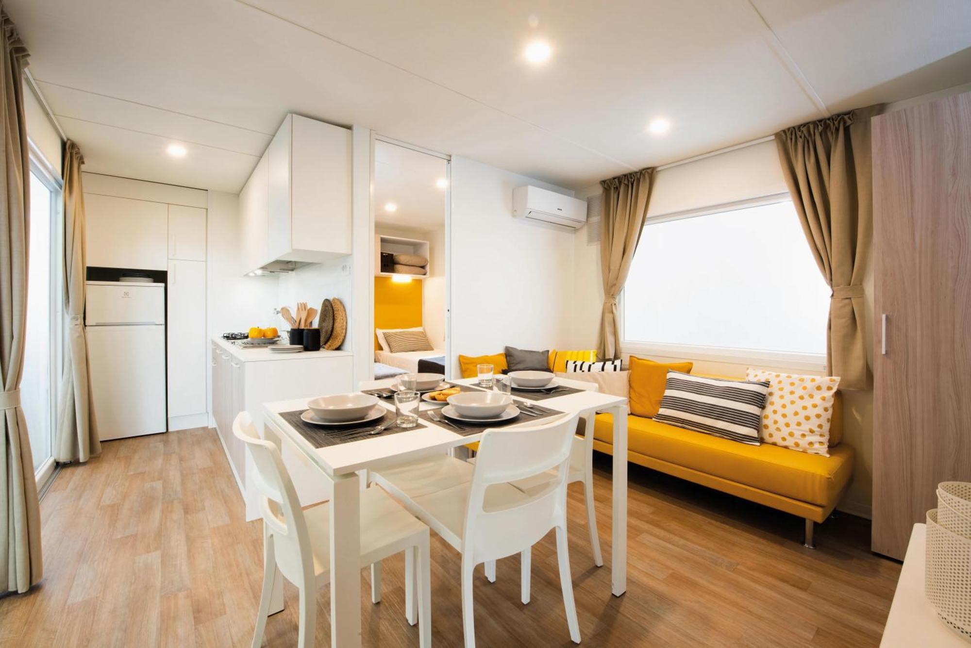 Mobile Homes Mediteran In Caravan Park Strasko, Novalja Exterior foto